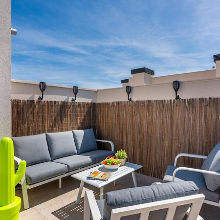 Dehesa de Campoamor La Zenia Cocoon - Luxury Penthouse With Jacuzzi, 2 Pools, Indoor Heated Pool, Sauna, Gym, Playstationアパートメント エクステリア 写真