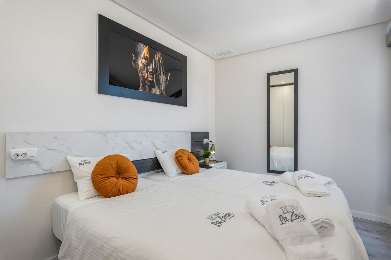 Dehesa de Campoamor La Zenia Cocoon - Luxury Penthouse With Jacuzzi, 2 Pools, Indoor Heated Pool, Sauna, Gym, Playstationアパートメント エクステリア 写真