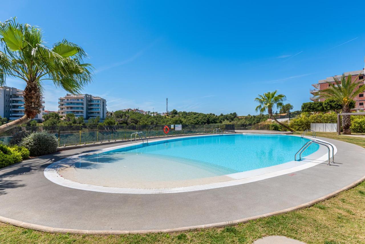 Dehesa de Campoamor La Zenia Cocoon - Luxury Penthouse With Jacuzzi, 2 Pools, Indoor Heated Pool, Sauna, Gym, Playstationアパートメント エクステリア 写真