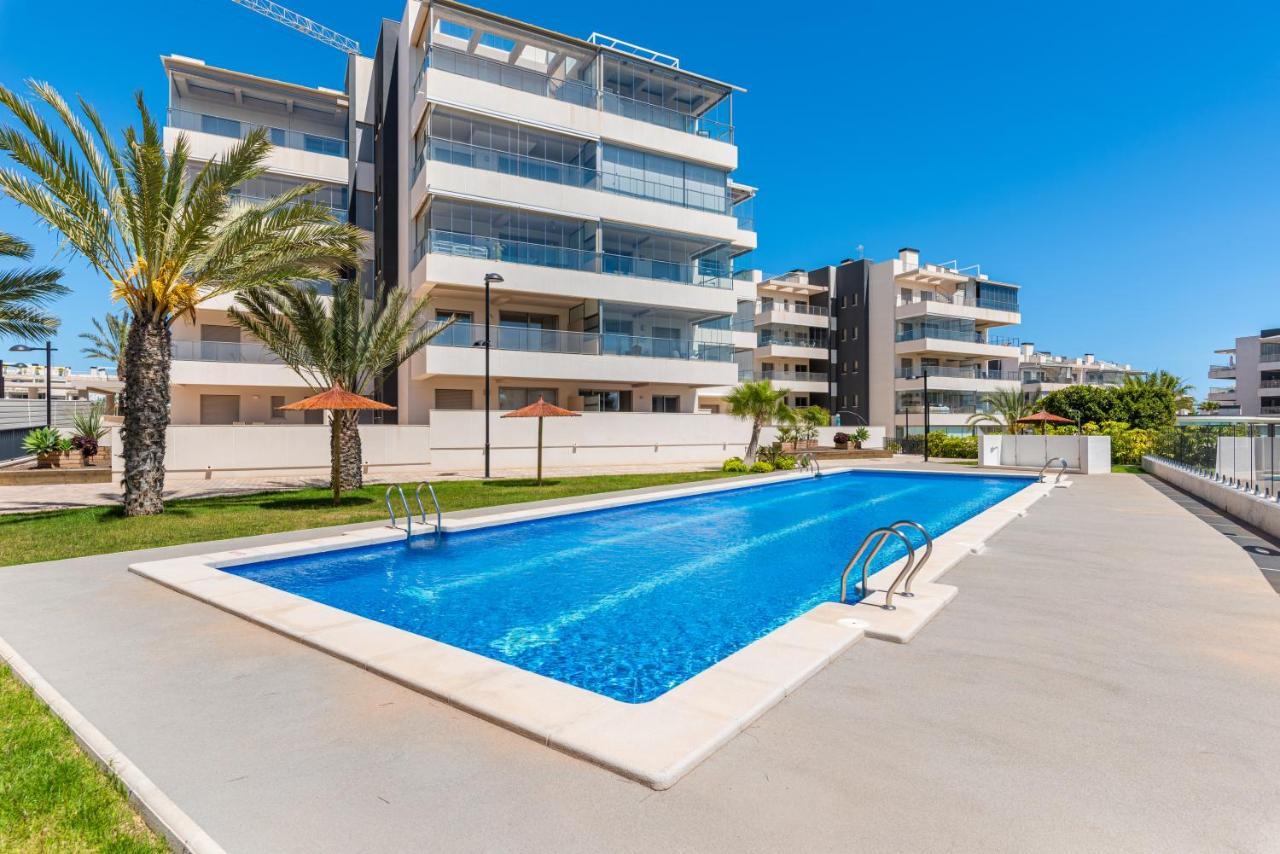 Dehesa de Campoamor La Zenia Cocoon - Luxury Penthouse With Jacuzzi, 2 Pools, Indoor Heated Pool, Sauna, Gym, Playstationアパートメント エクステリア 写真