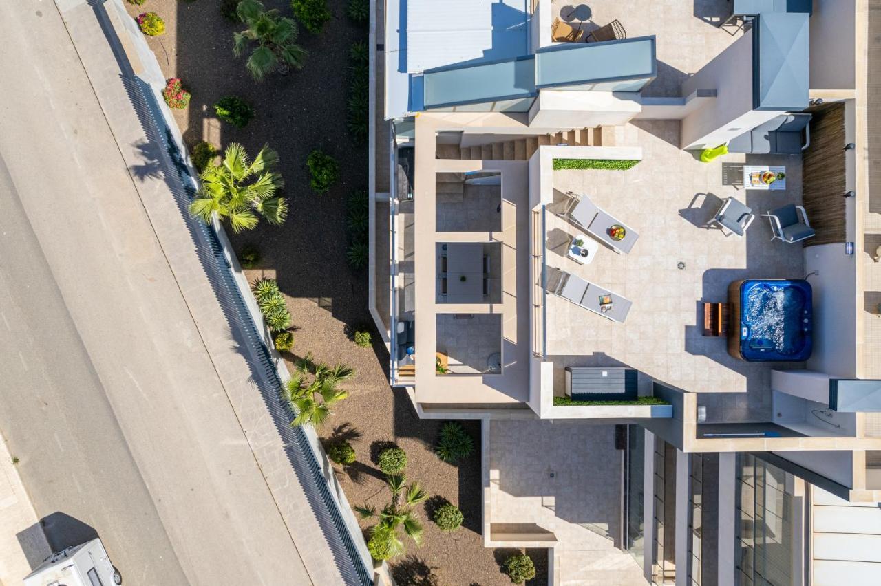 Dehesa de Campoamor La Zenia Cocoon - Luxury Penthouse With Jacuzzi, 2 Pools, Indoor Heated Pool, Sauna, Gym, Playstationアパートメント エクステリア 写真